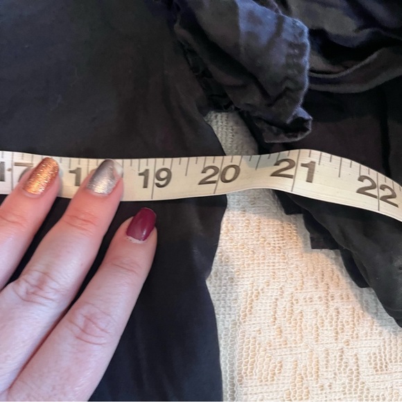 Marie Oliver Ferne ruffle sleeve top - Picture 4 of 9